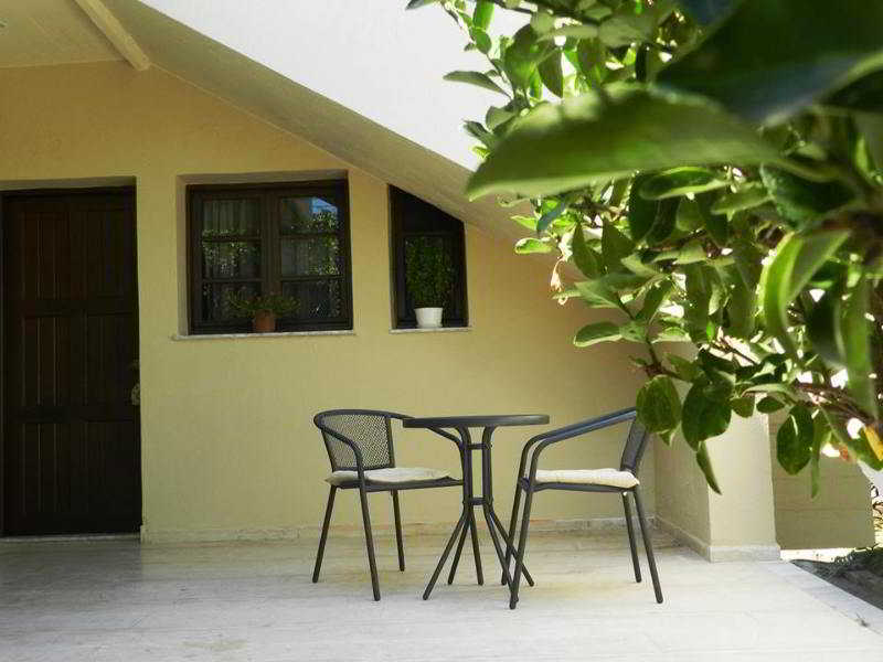 Evangelos Apartments Platanés Exterior foto
